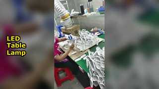 LED デスクランプ省エネモダンなデザイン