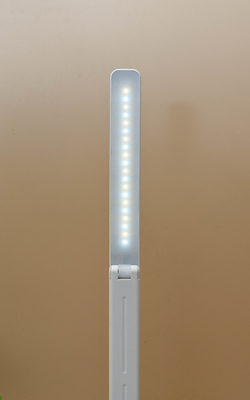 LEDタッチランプ ベッドサイドUSBバッテリー リビングルームのための移動式読書台ランプ
