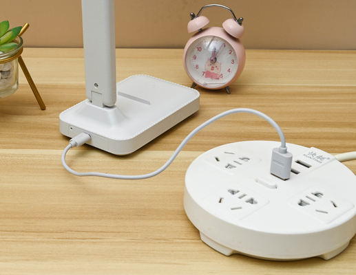 ポータブル 折りたたむLED 読書 ライト 充電式 テーブル デスク スタディ ランプ 寝室用 目保護用