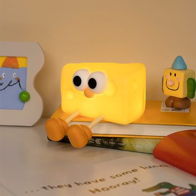 中国 工場 現代 デザイン USB 再充電可能な シリコン ベビー ナイト ライト ランプ スマート ホーム ライト チェイス デザイン 女の子 寝室