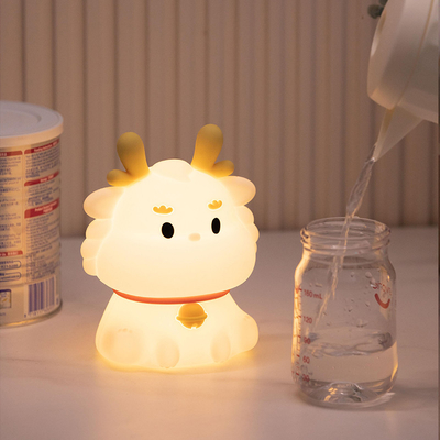 LEDUSB 再充電可能 暗くする ドラゴンタッチ 漫画 可愛い寝室飾り シリコン ベビーソング テーブルランプ ナイトライト