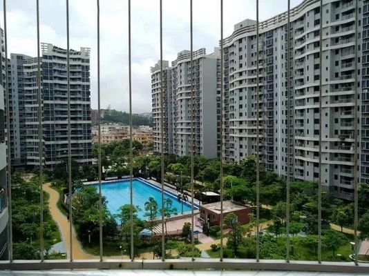 ナイロンコーティングと5cmのワイヤ距離のギャップ