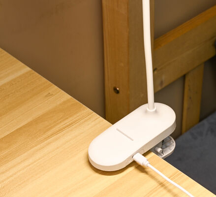 LEDプラグ 小型ポータブルライト USB インテリジェント 800mA テーブルランプ 反光 柔軟なホース 学習 寝室用ライト