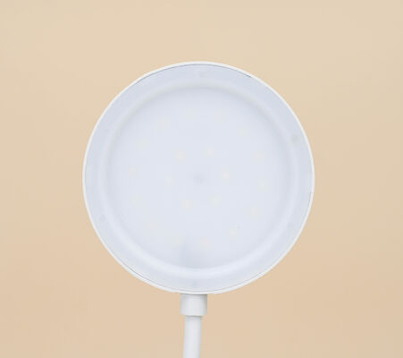 子供用 卸売 現代の LED テーブルランプ ネック クリップオン タッチ コントロール USB 再充電可能な 白色 夜光 学生の勉強用