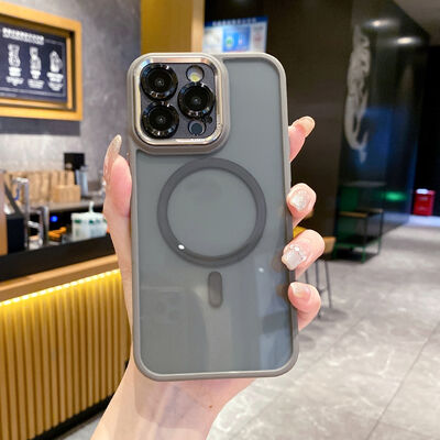 ファッション 磁気 半透明 電話ケース 衝撃防止 iPhone 17