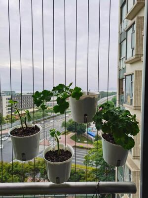 屋内外でのグリルに最適 目に見えないグリルのアクセサリー プラスチック植木鉢 グリル用