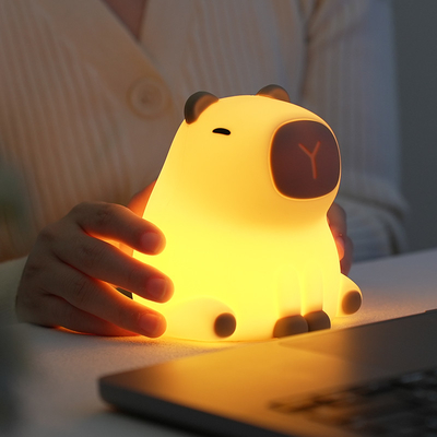 新しい可愛いキャピバラ シリコンナイトライト Usb リチャージ可能 LEDパットランプ タイミング 暗さ 装飾テーブル 睡眠ナイトランプ